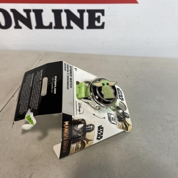 STAR WARS LCD WATCH WITH SPINNER COVER - Picture 2 of 2